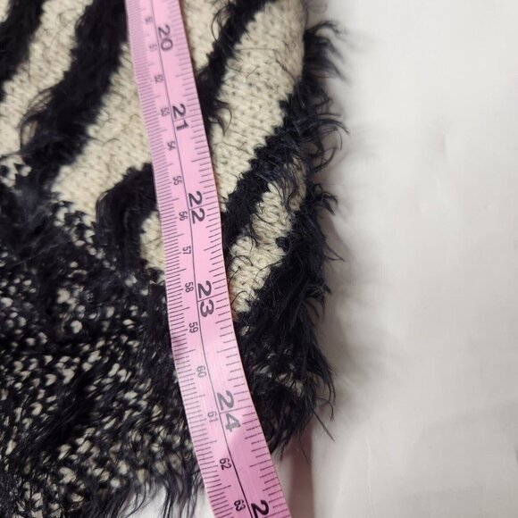 Sioni Women's Size Large Fuzzy Striped Cardigan Open - Picture 5 of 6